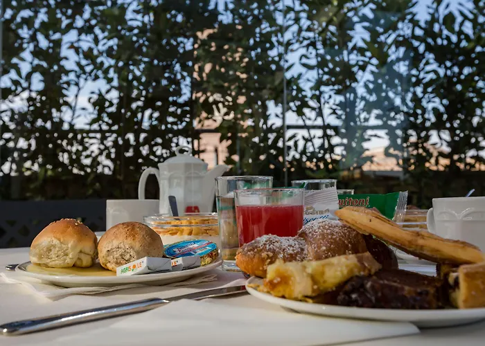 Domus Sessoriana Bed & Breakfast 4*