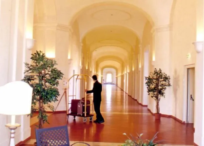Bed & Breakfast Domus Sessoriana 4*